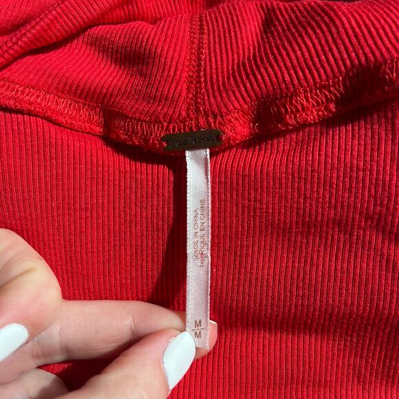 Free People Red Asymmetrical Cutout Sweater Size Medium - Picture 6 of 9